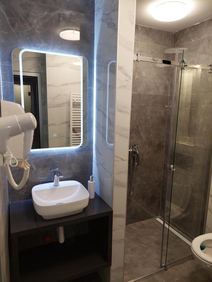 Spa Apartman Grand Ni Exteriör bild